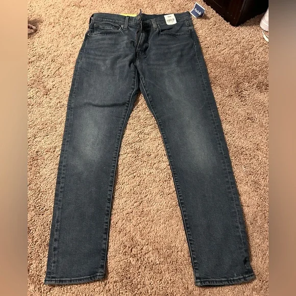 Men’s Levi Jeans - Picture 1 of 3
